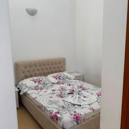 Aranit Pensión Vlorë