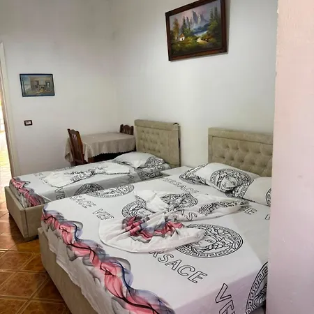 Pensión Aranit *